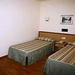 Hotel De 3*